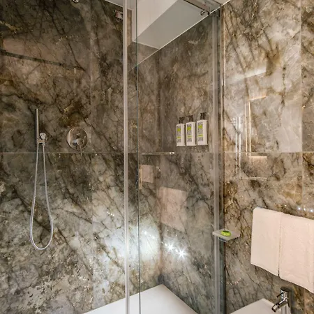 Dbh - Boutique Hotel